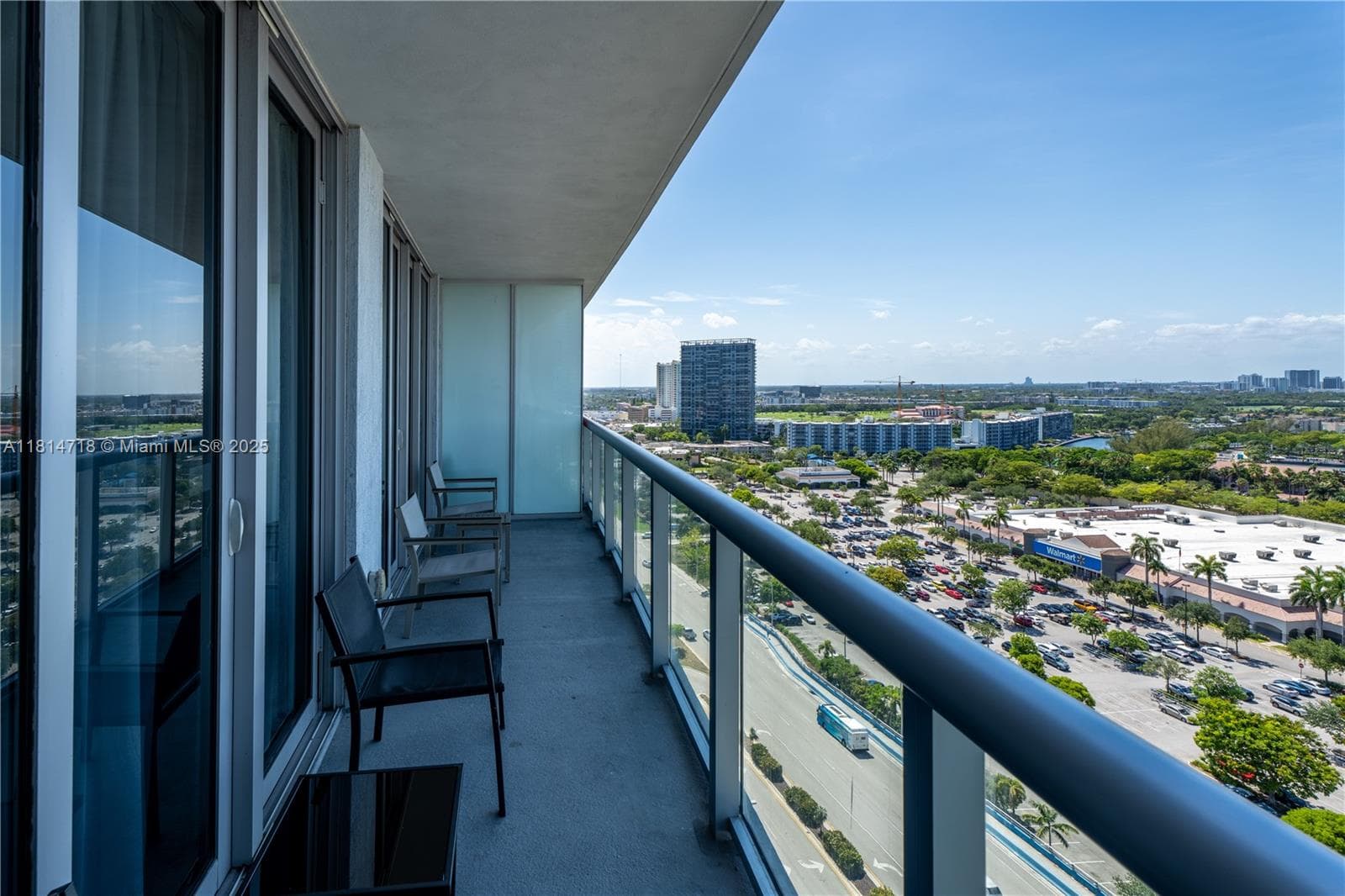 2602 Hallandale Beach Blvd R2004 photo 13