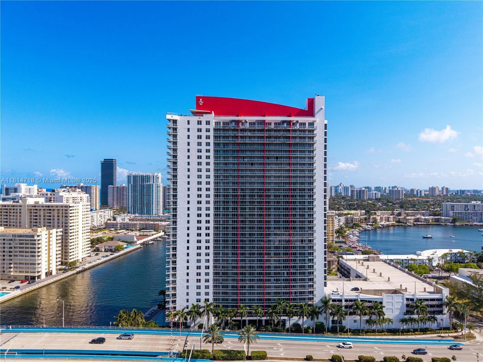 2602 Hallandale Beach Blvd R2004 photo 22