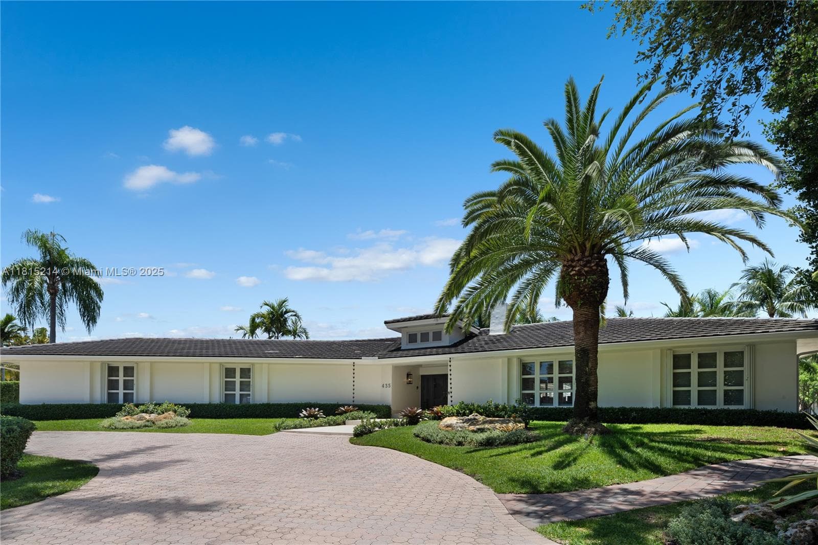 435 Marquesa Dr 2