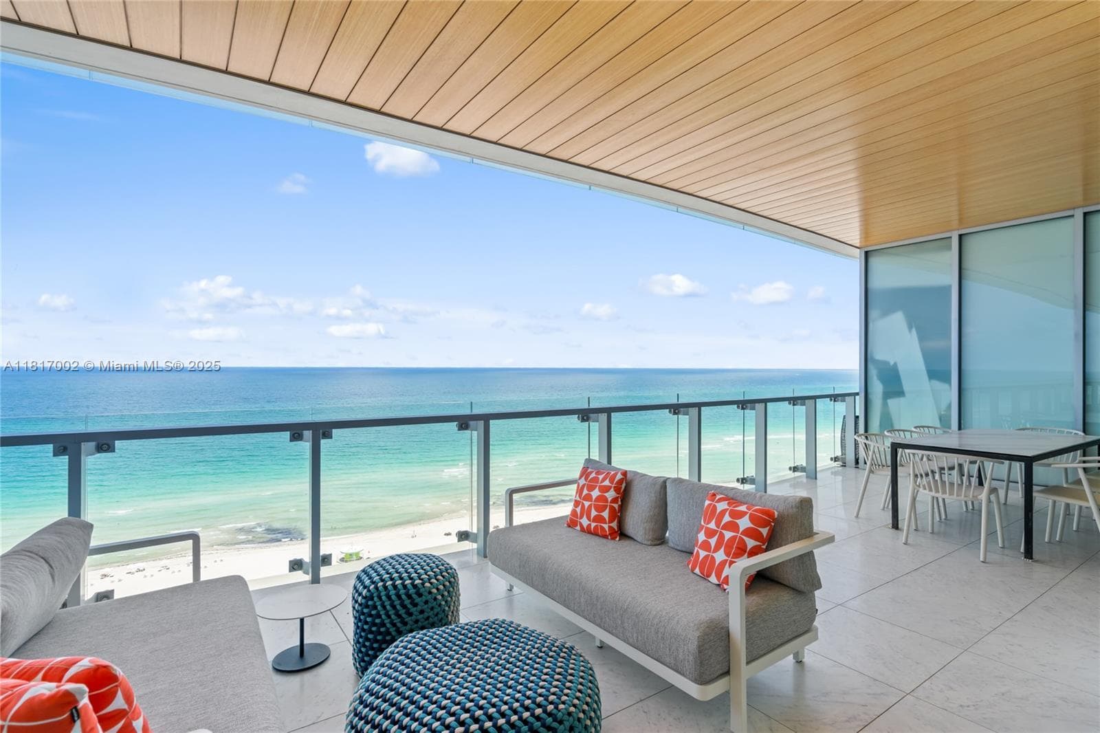 5775 Collins Ave 1