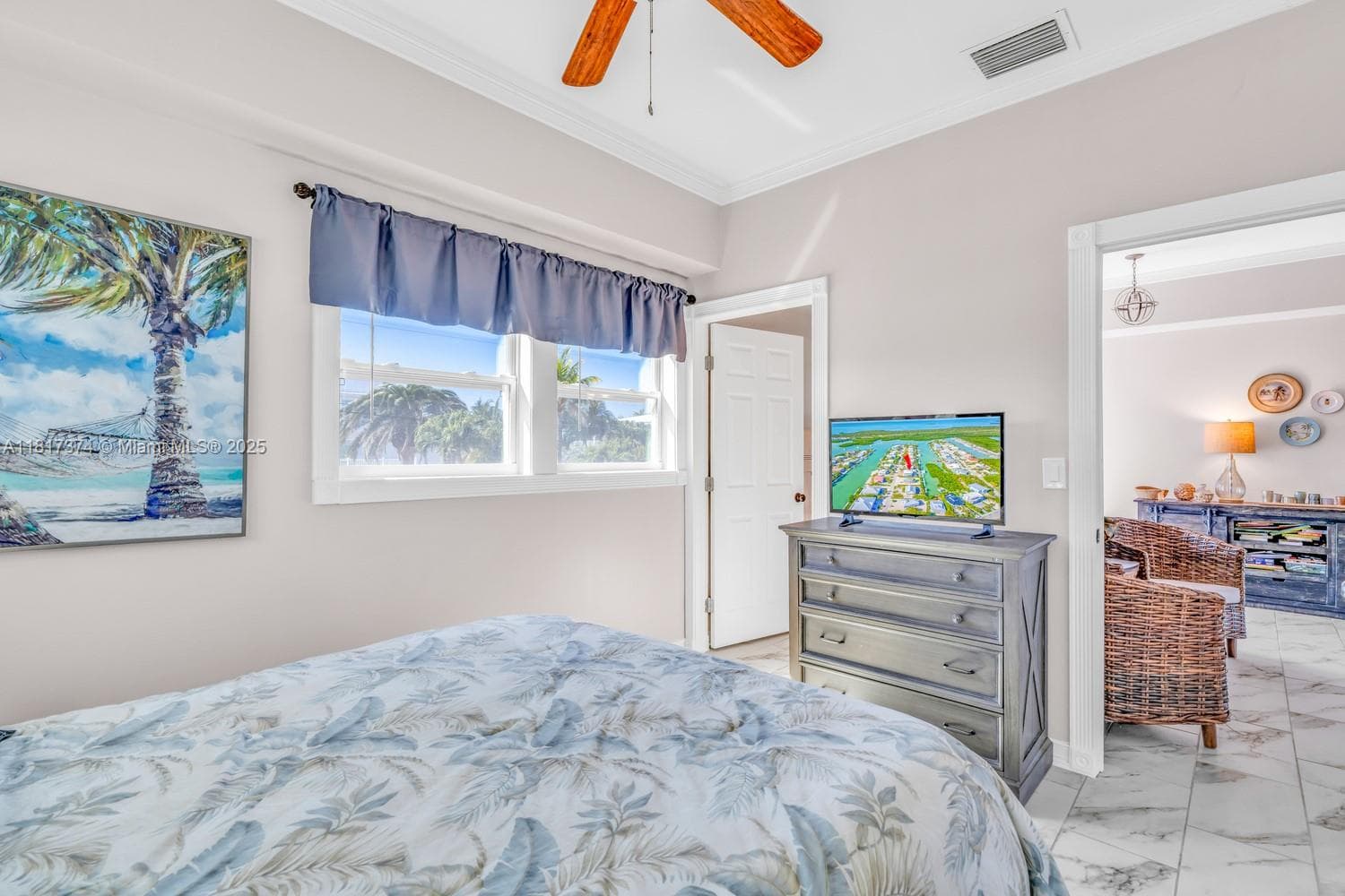 131 Avenue G photo 20