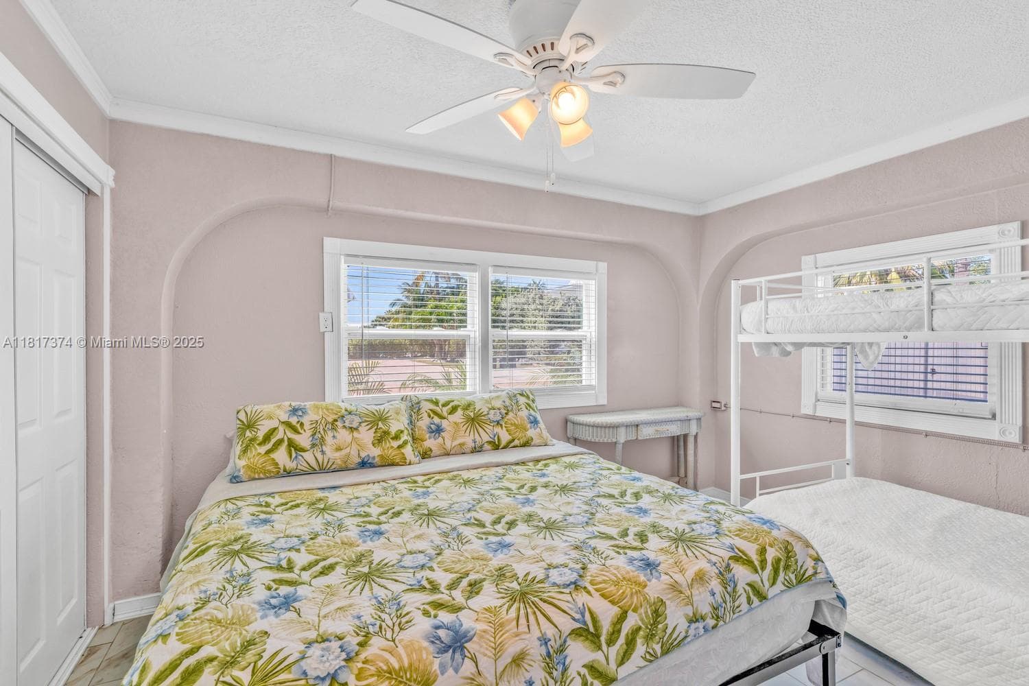 131 Avenue G photo 24