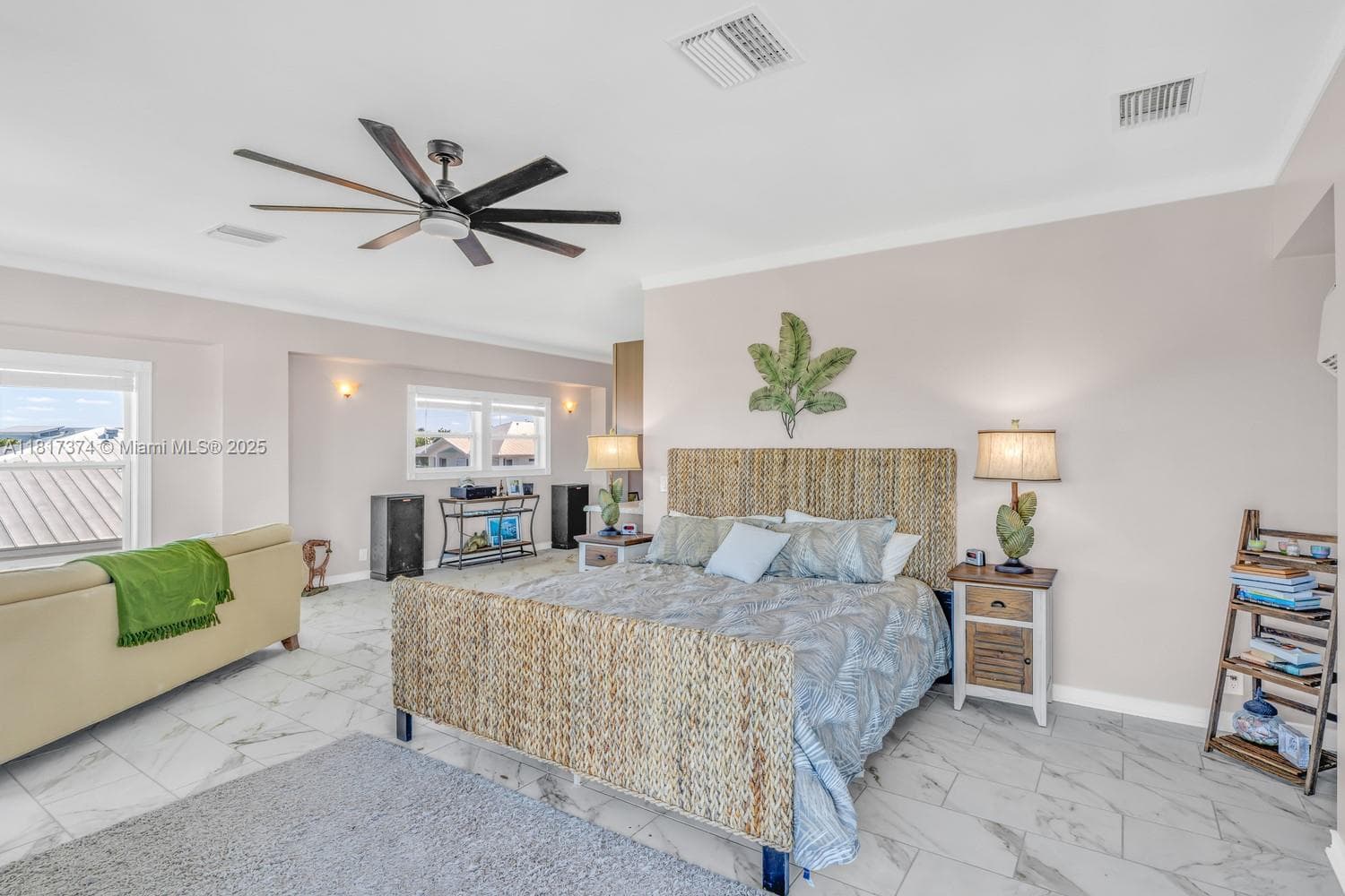 131 Avenue G photo 15