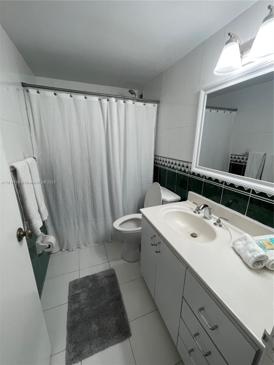 5601 Collins 1210 photo 12