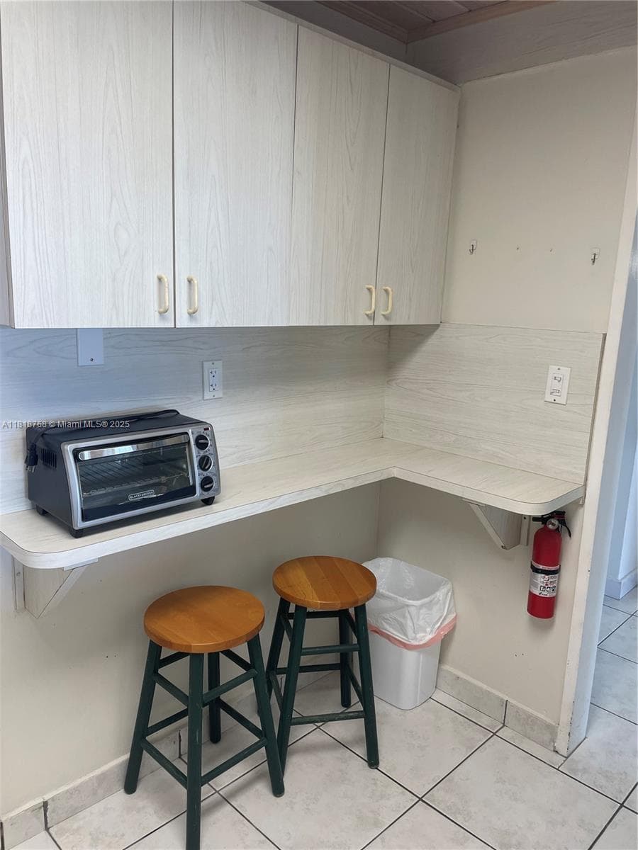 5601 Collins 1210 photo 11