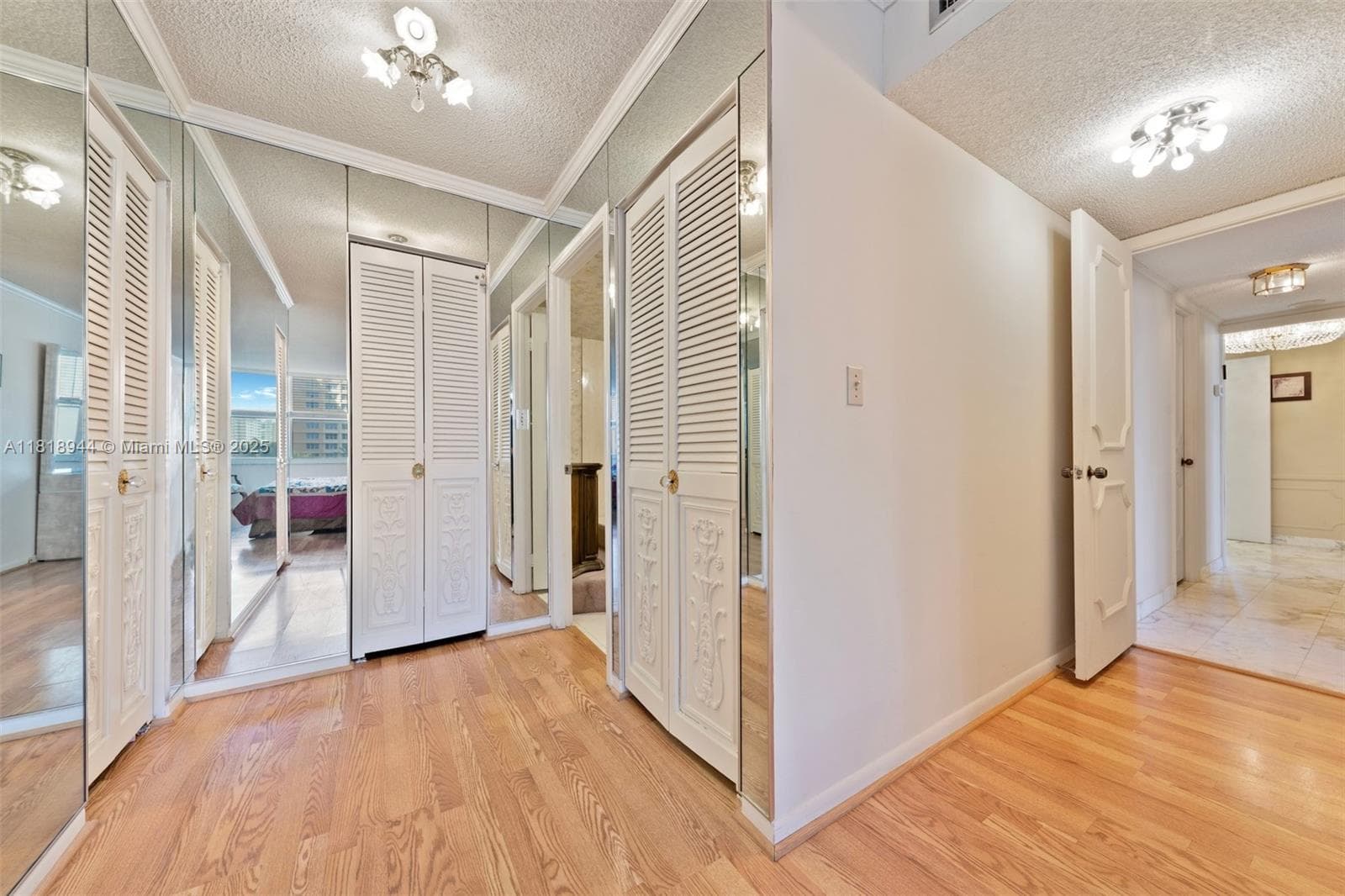 2751 Ocean Dr 501N photo 24