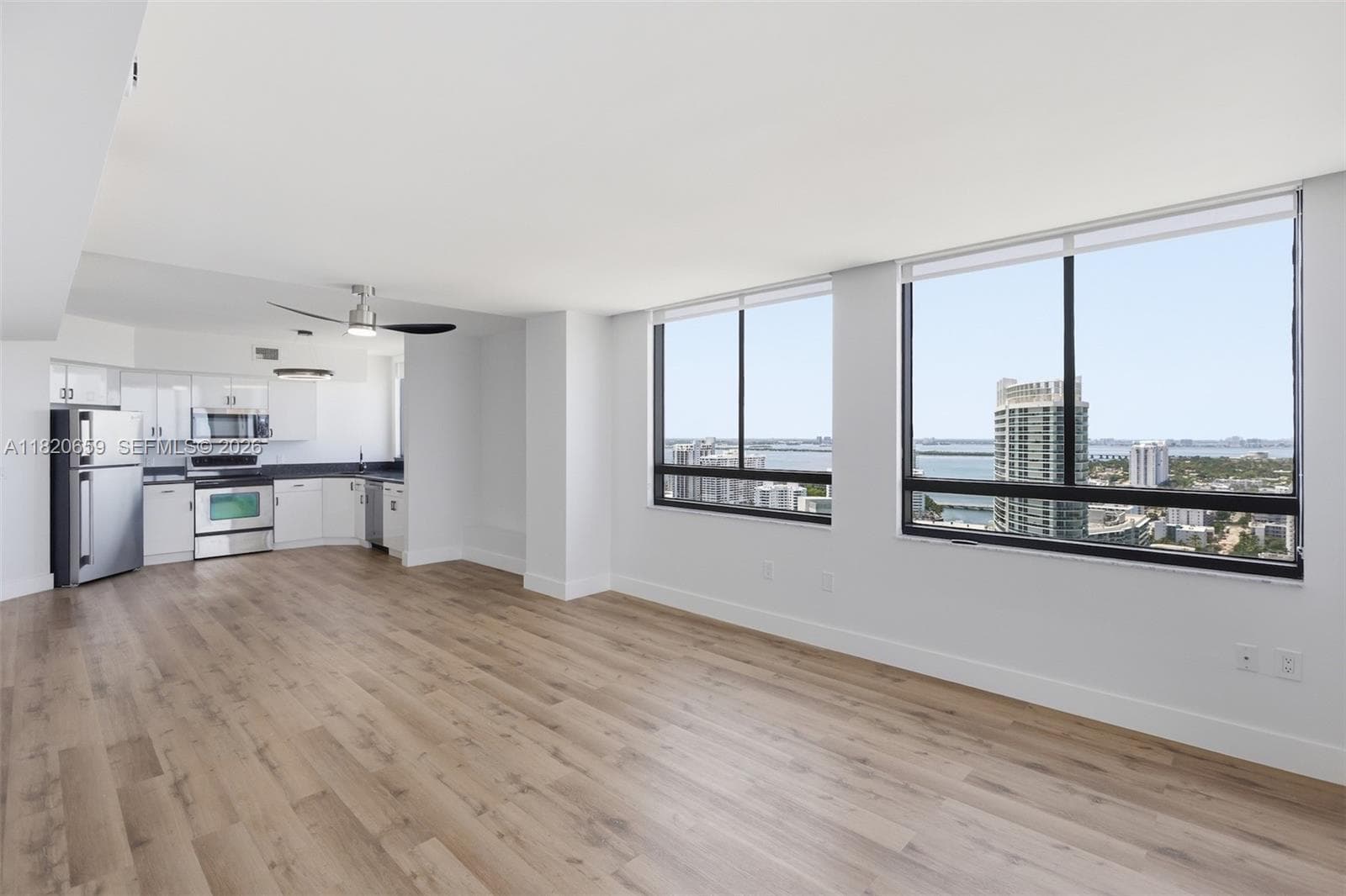 1330 West Ave 3007 photo 6