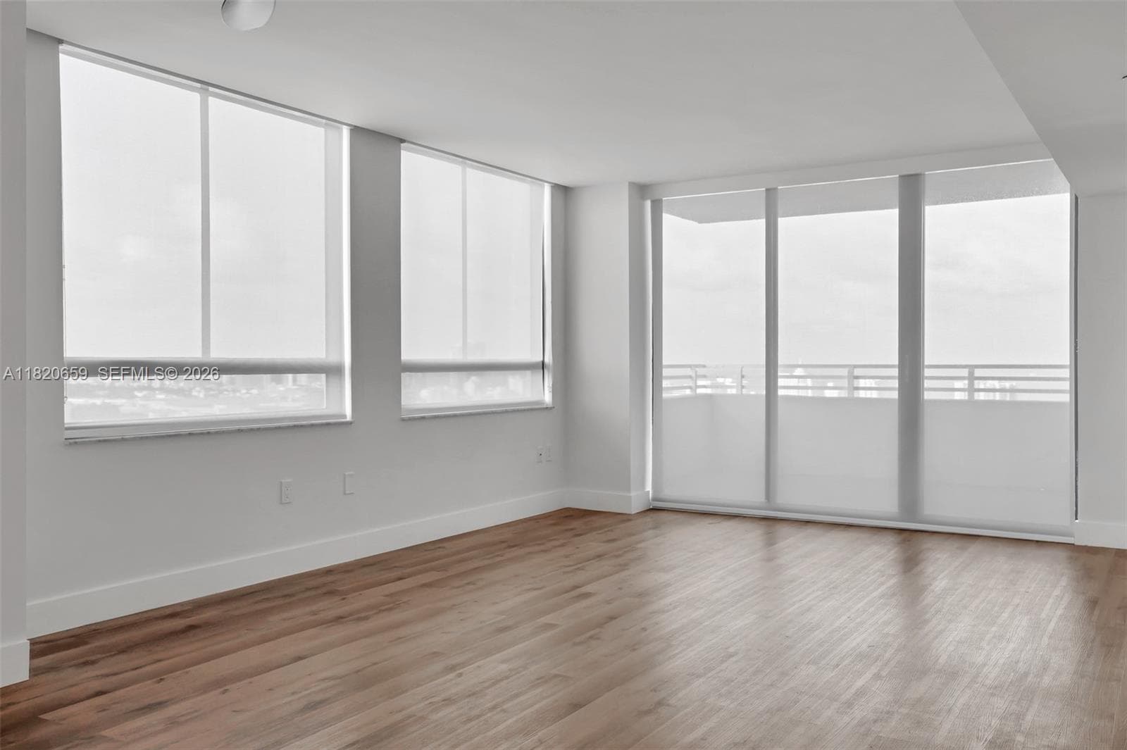 1330 West Ave 3007 photo 9