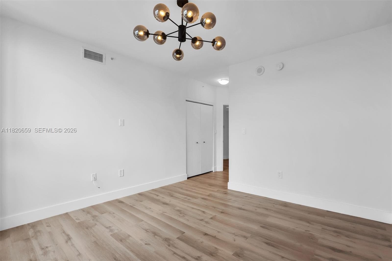 1330 West Ave 3007 photo 19