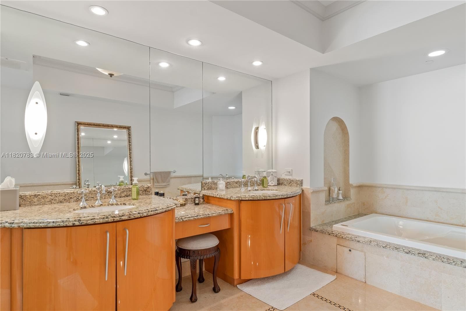 17875 Collins Ave 3404 photo 21
