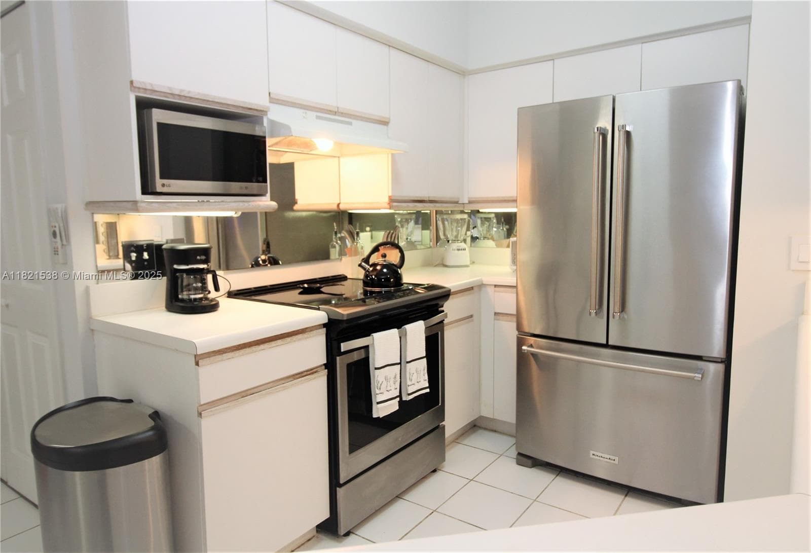 3255 NE 184th St 12311 photo 6