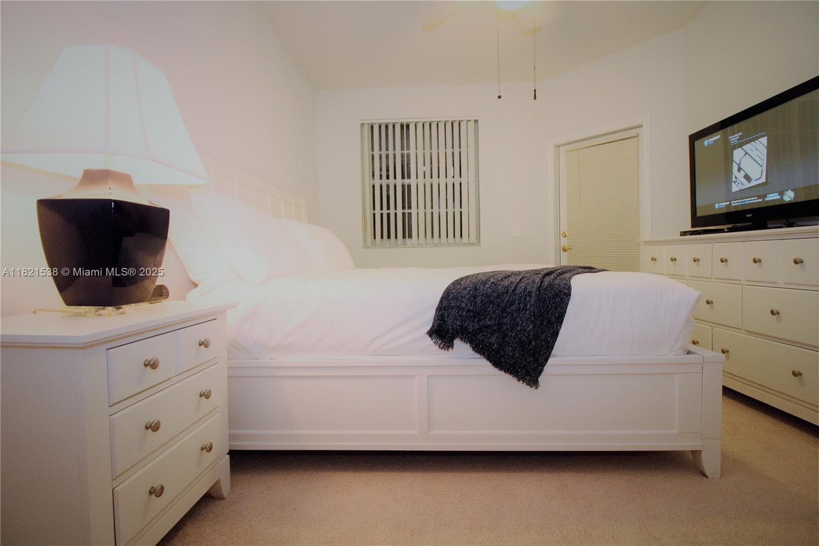 3255 NE 184th St 12311 photo 12