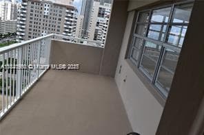 1950 Ocean Dr 16F photo 9