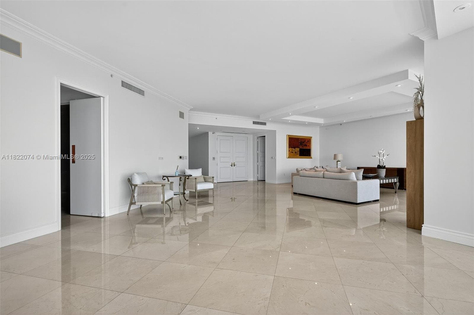 20155 38th Ct 2201 photo 13