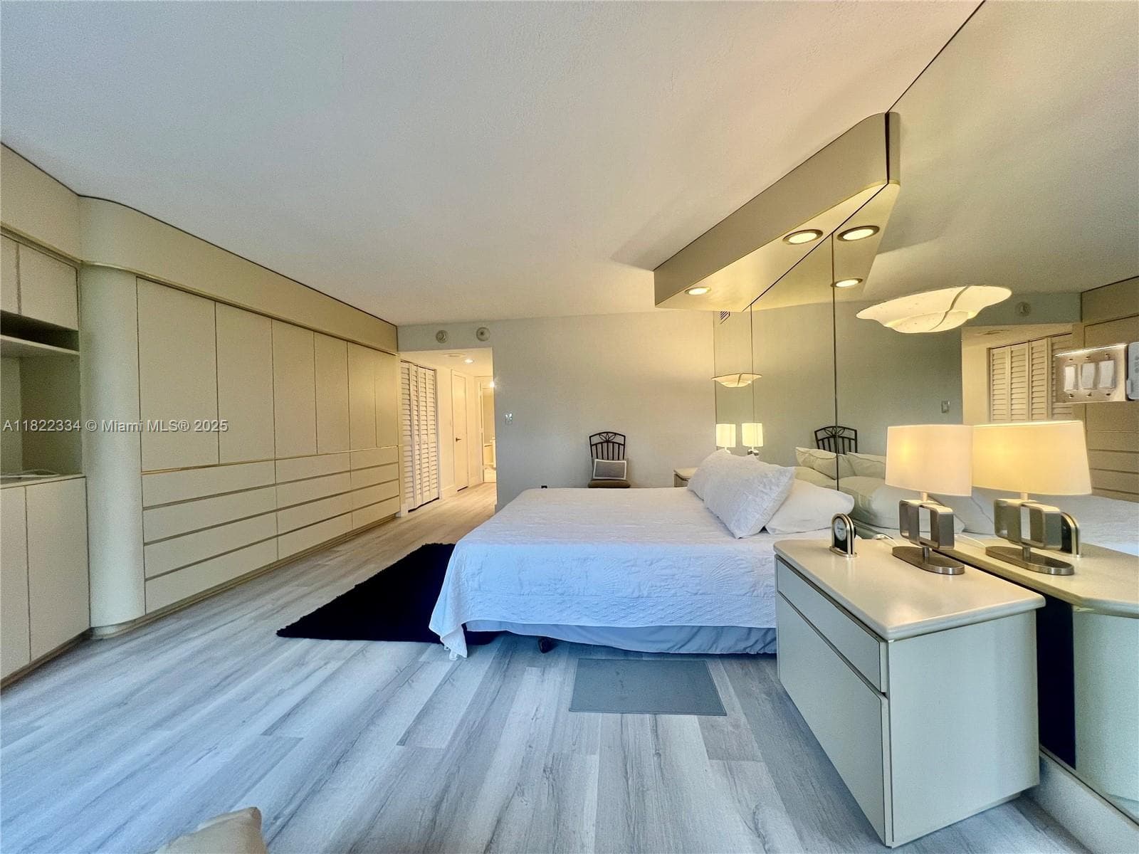 4900 Ocean Blvd 212 photo 17