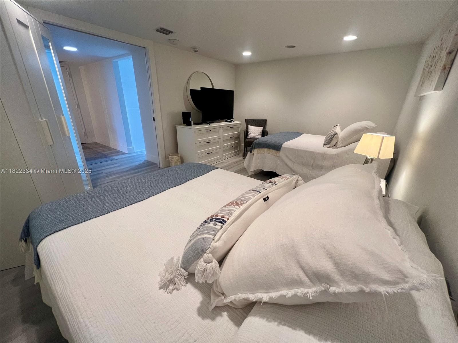4900 Ocean Blvd 212 photo 8
