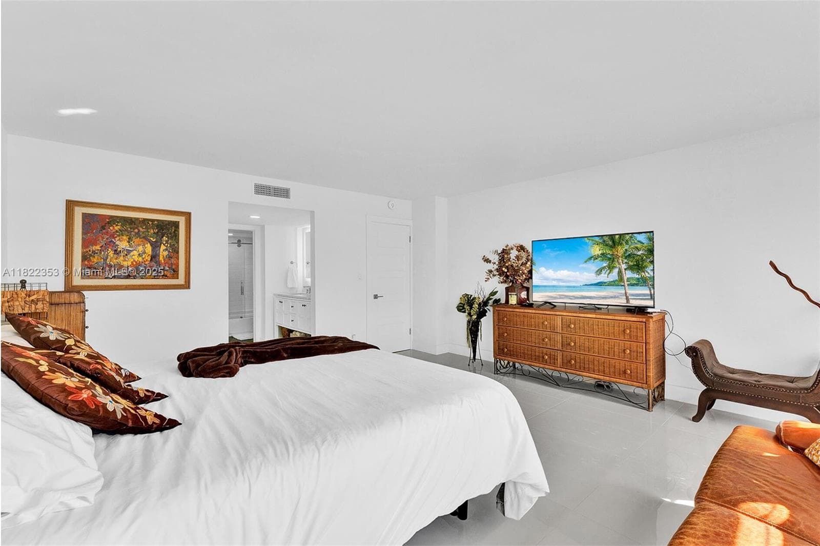 3900 Galt Ocean Dr 506 photo 17