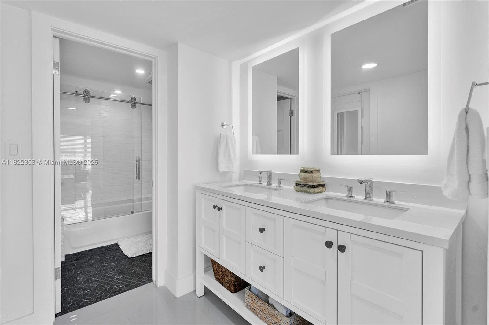 3900 Galt Ocean Dr 506 photo 19