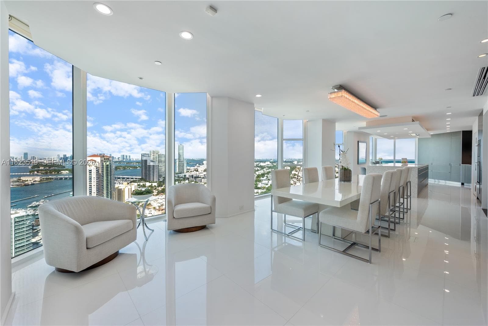 300 Pointe Dr 3405 photo 22