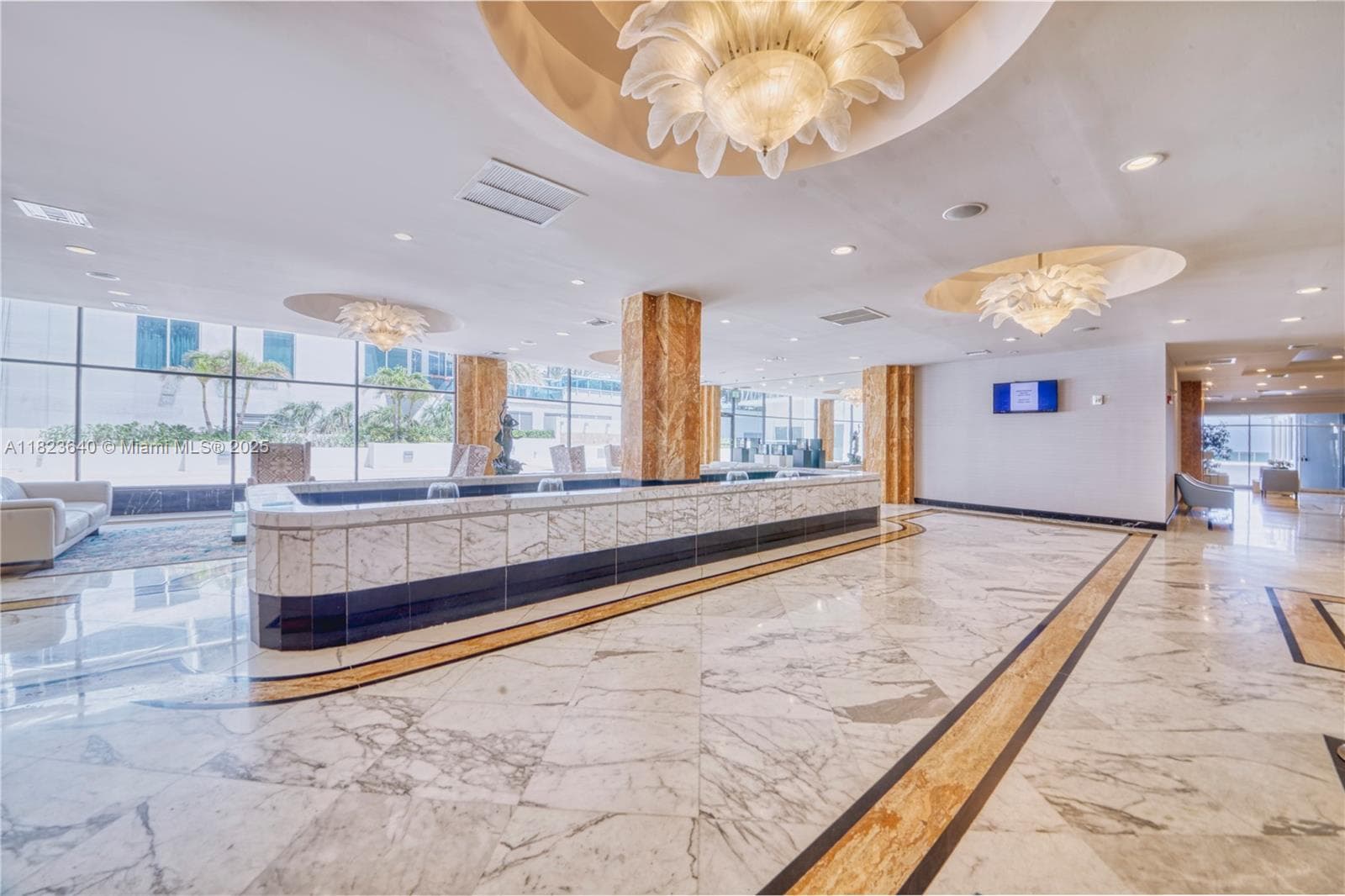 2751 Ocean Dr 505N photo 23