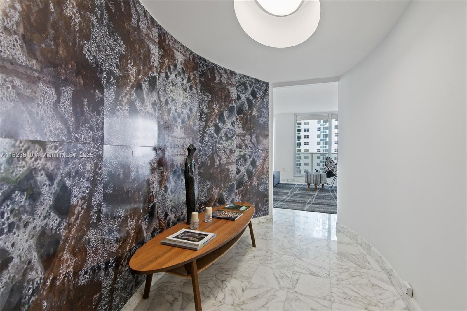 2751 Ocean Dr 2