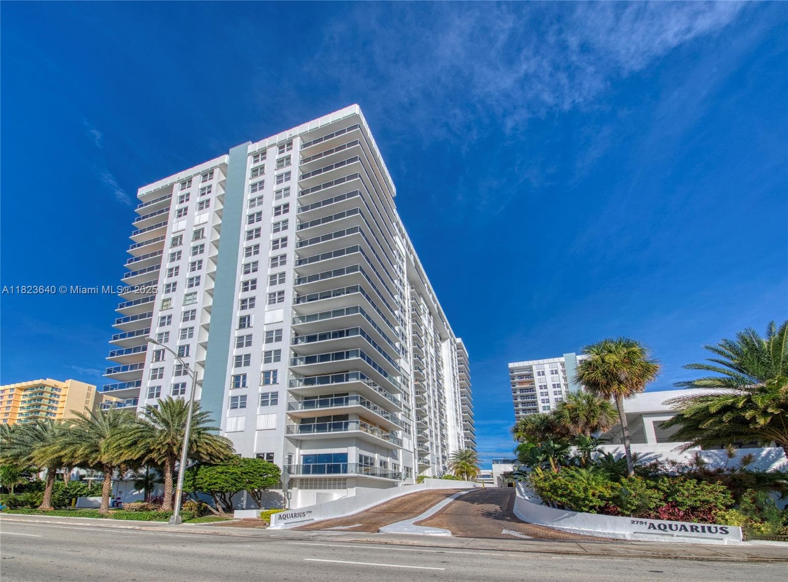 2751 Ocean Dr 1