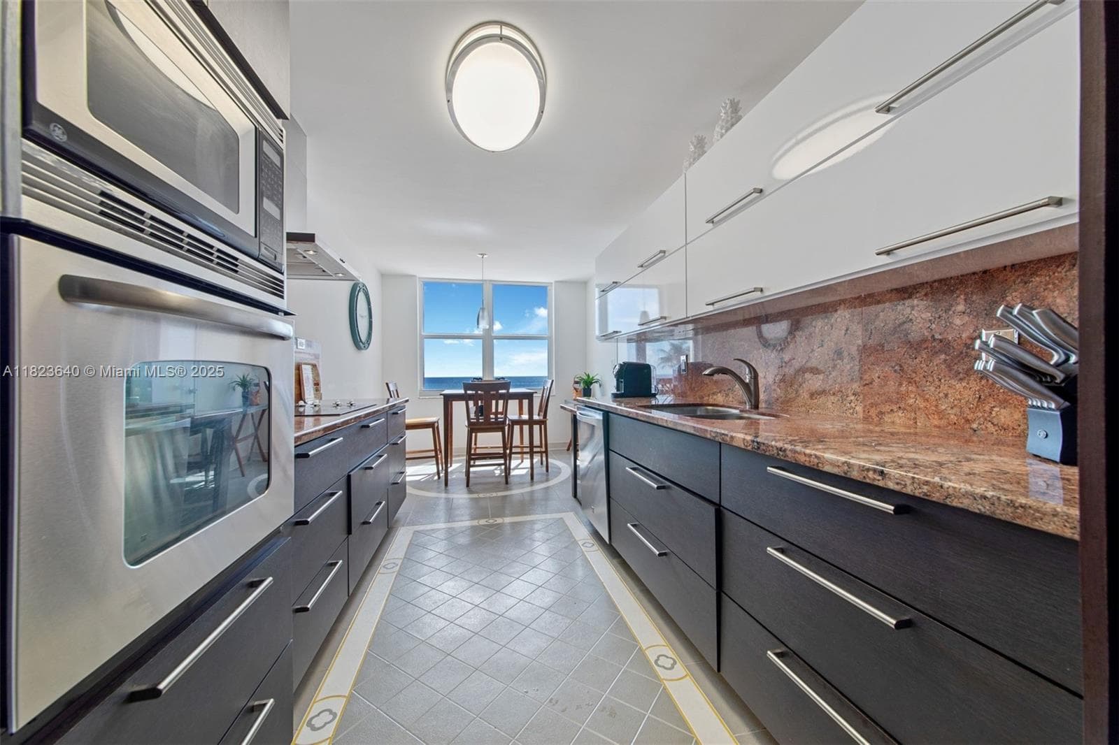 2751 Ocean Dr 5