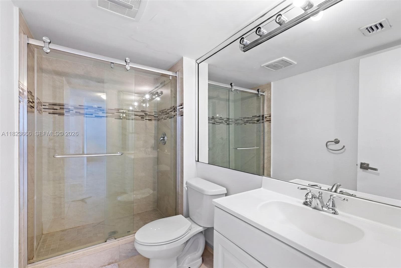 3731 N Country Club Dr 2023 photo 20