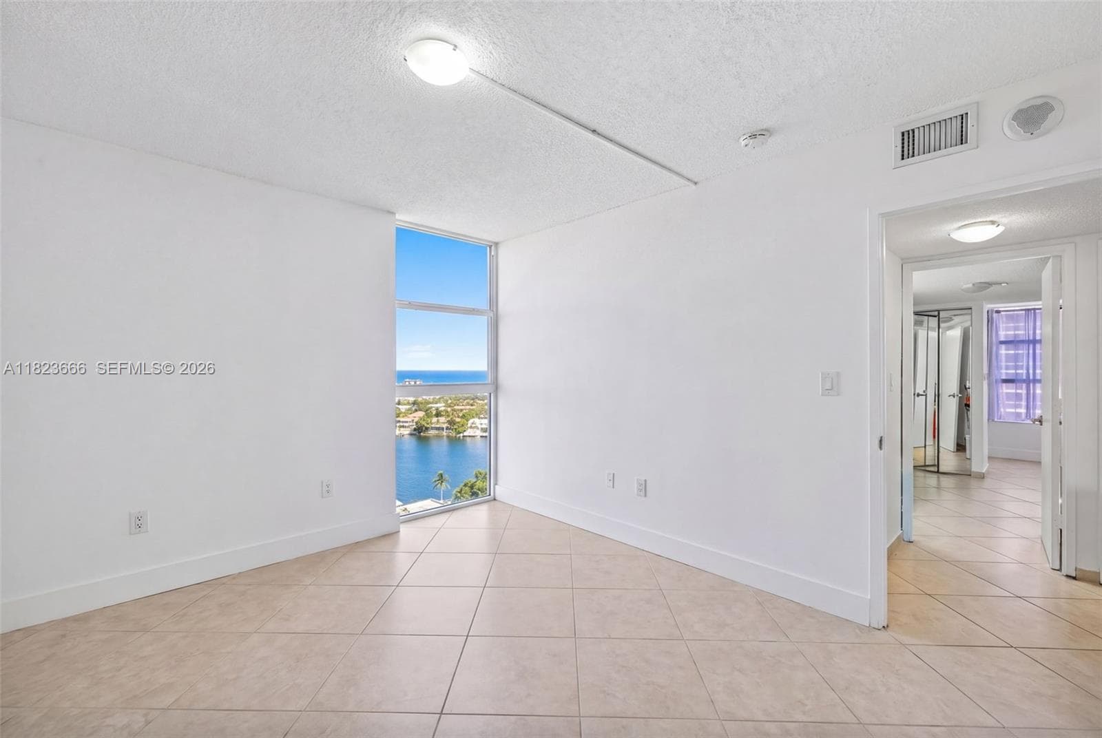 3731 N Country Club Dr 2023 photo 19