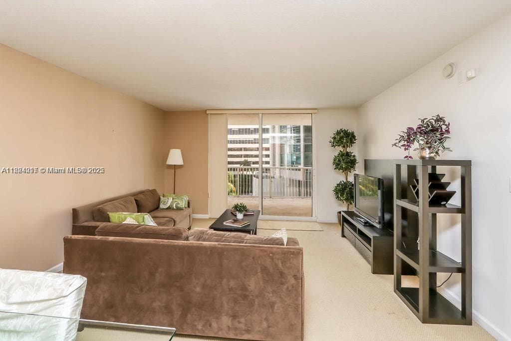 1200 Brickell Bay Dr 1518 photo 15