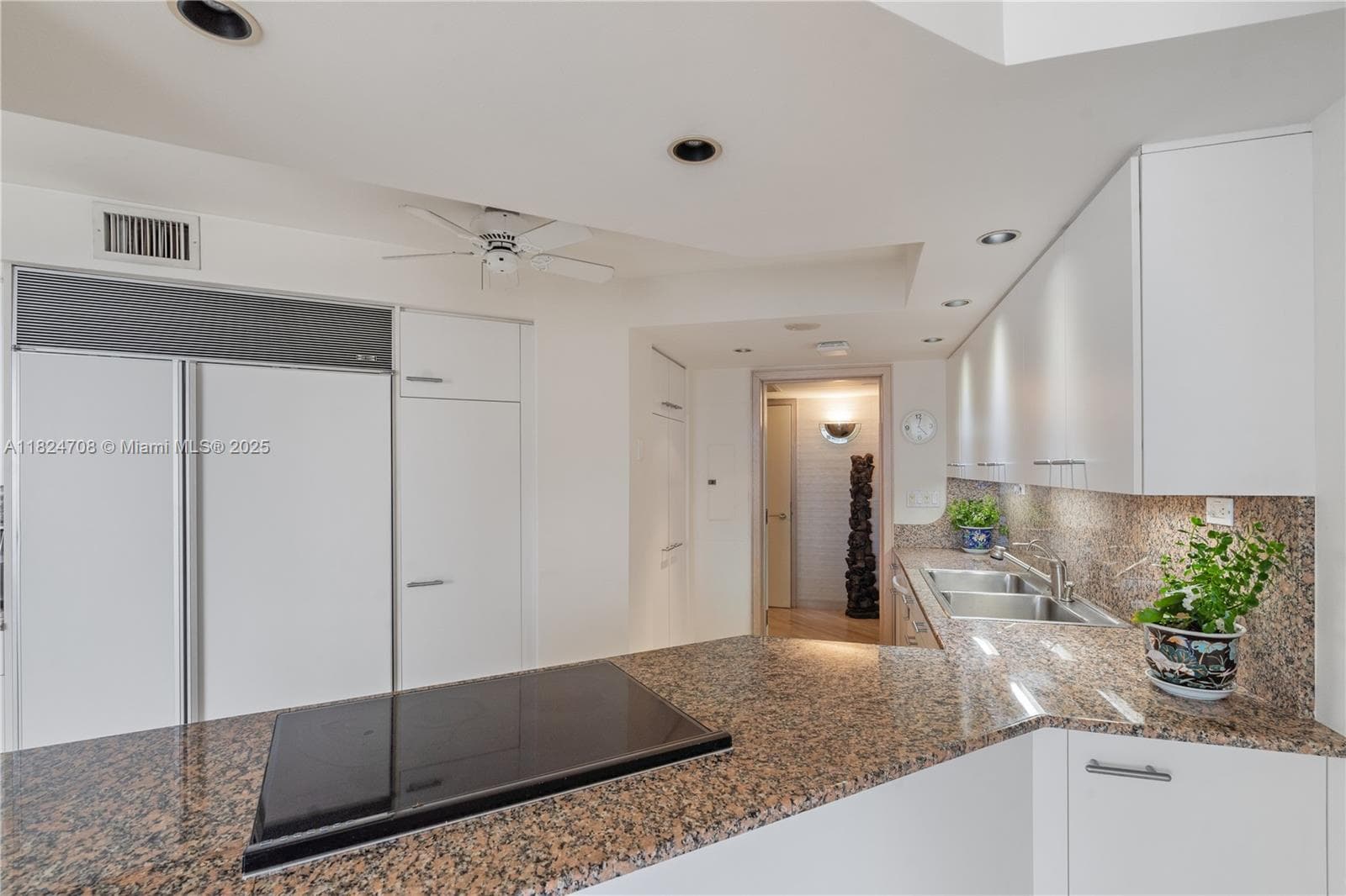2200 Ocean Ln 1501-1503 photo 19