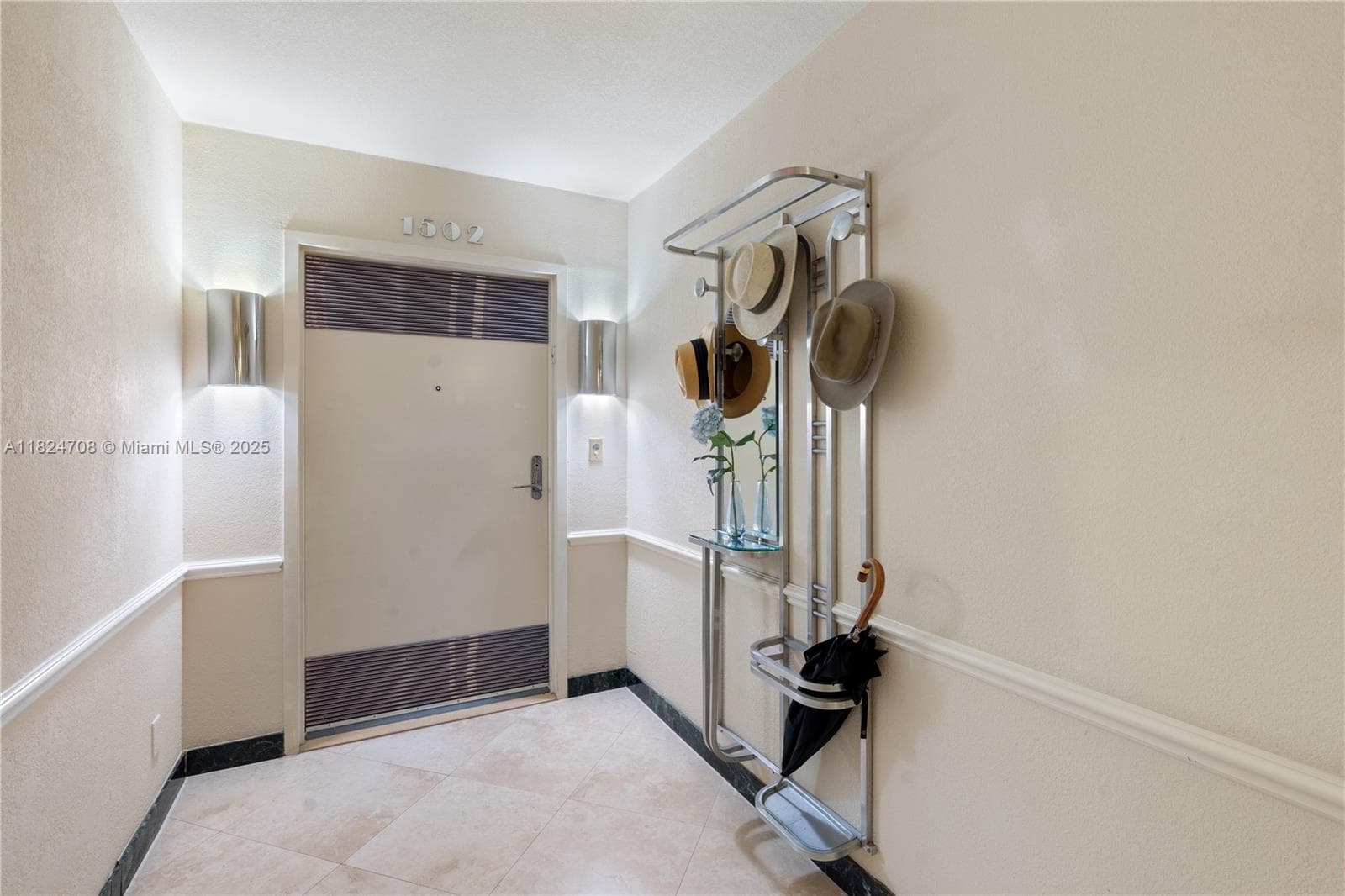 2200 Ocean Ln 4