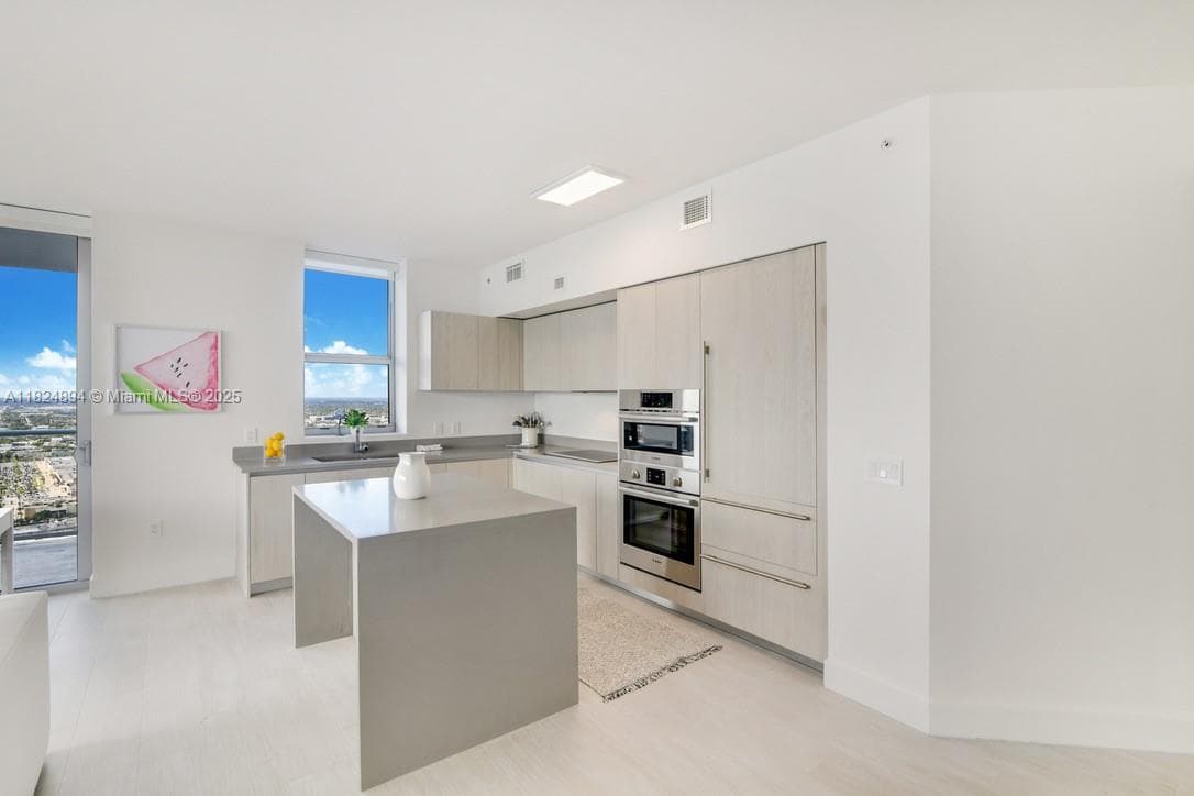 4010 S Ocean Dr T3708 photo 7