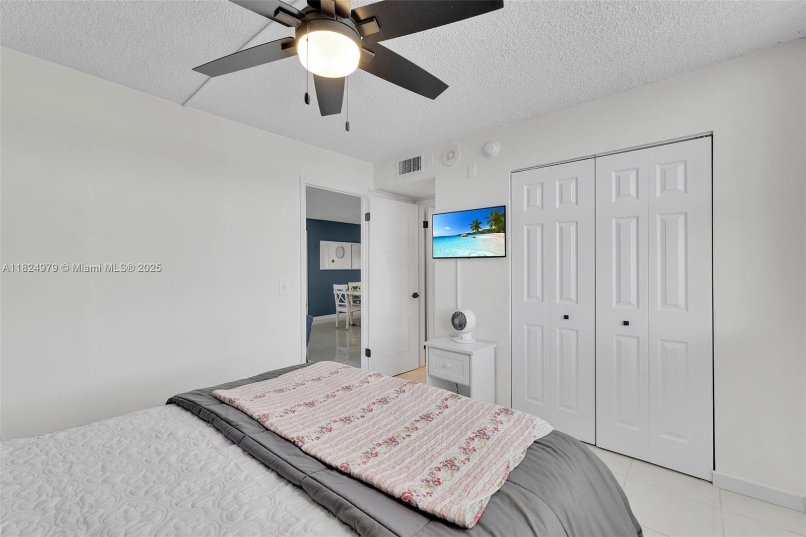 2000 Ocean Blvd 11M photo 16