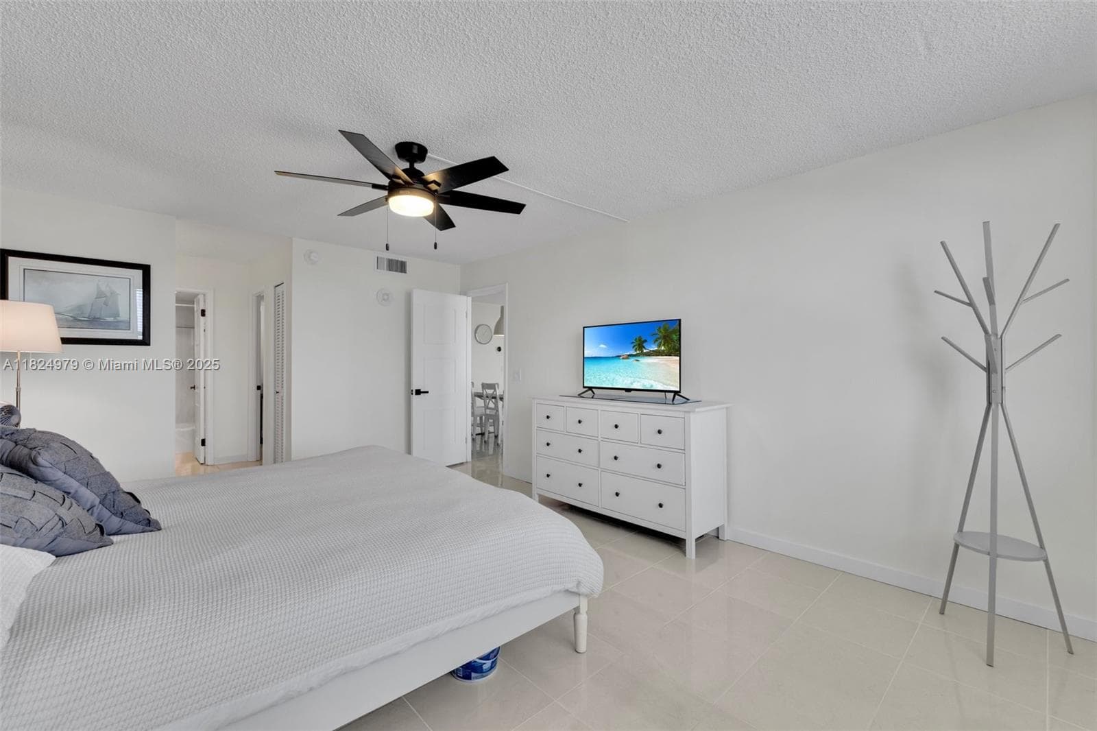 2000 Ocean Blvd 11M photo 22