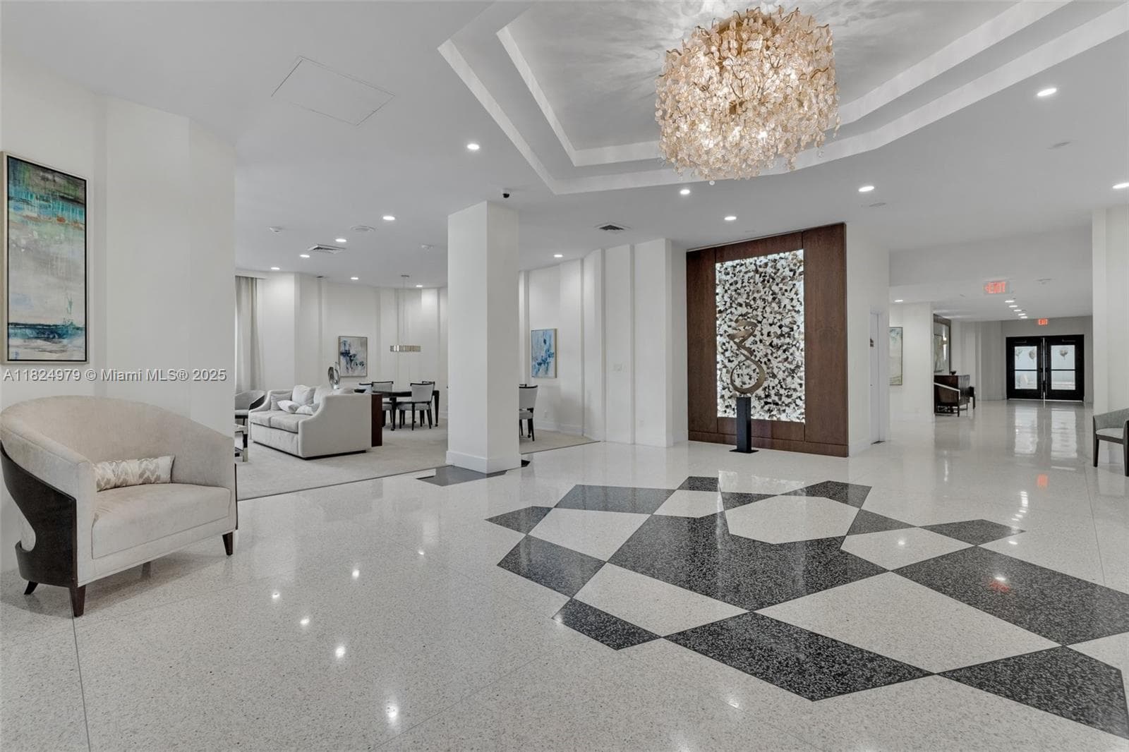 2000 Ocean Blvd 5