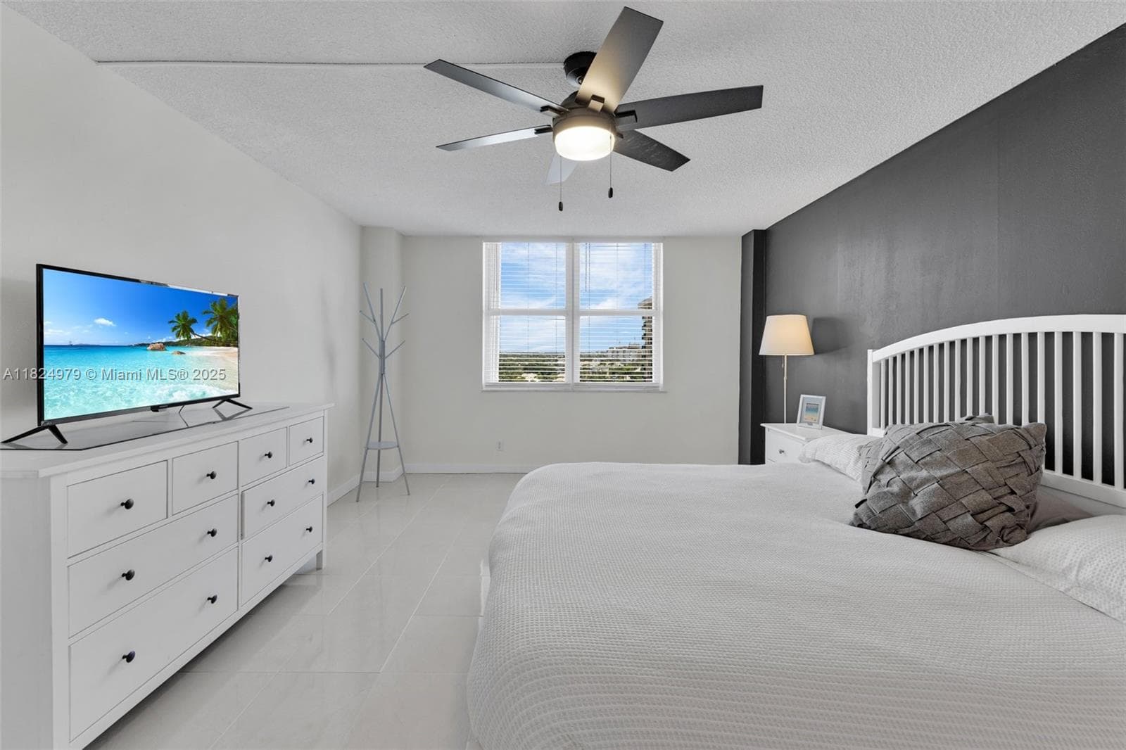 2000 Ocean Blvd 11M photo 24