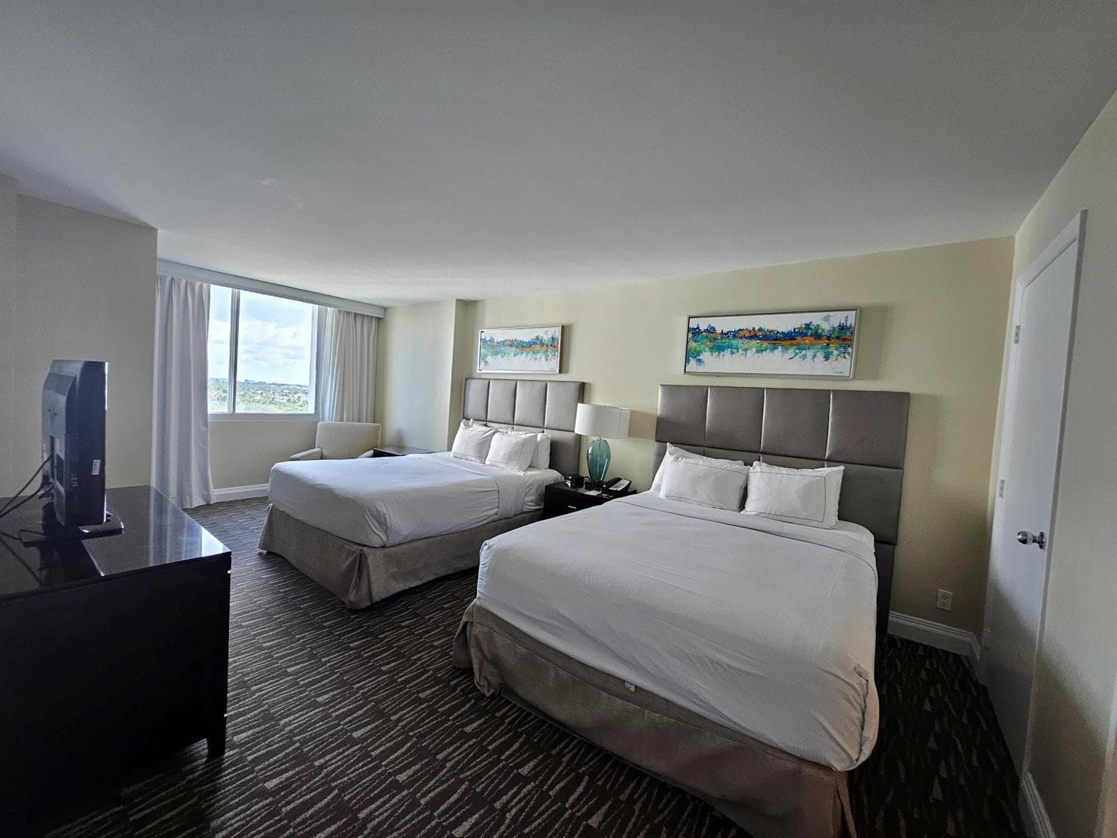 2670 E Sunrise Boulevard #1105 3