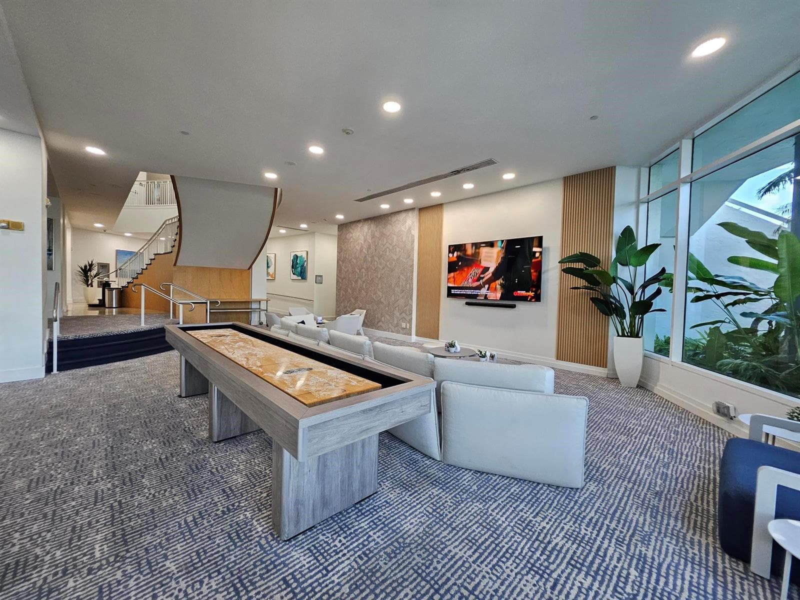 2670 E Sunrise Boulevard #1105 1