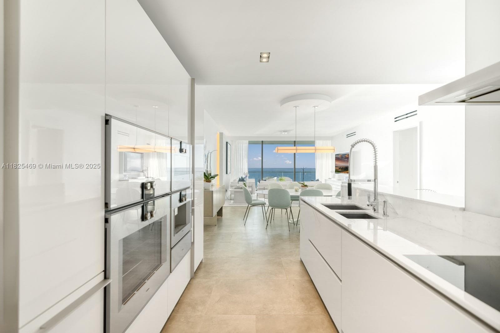 10203 Collins Ave 5