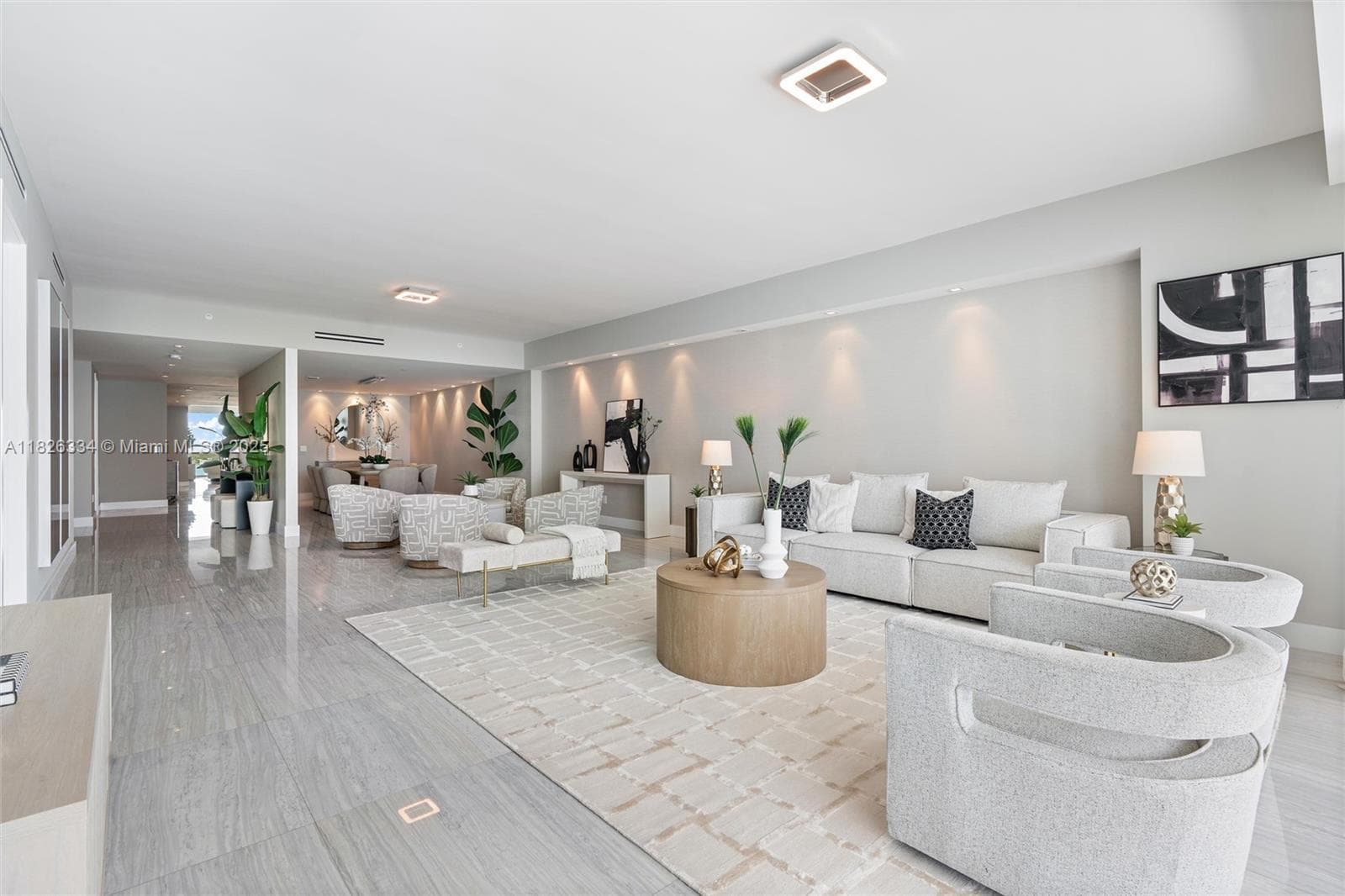 10203 Collins Ave 1603 photo 4