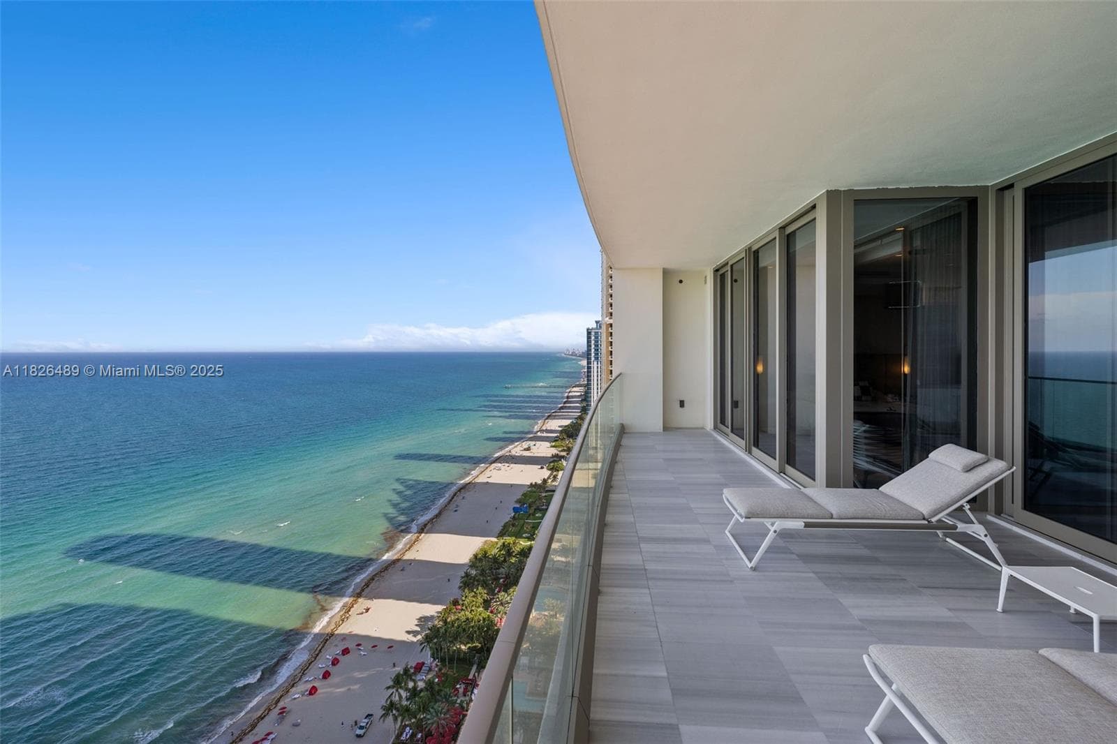 17901 Collins Ave 2