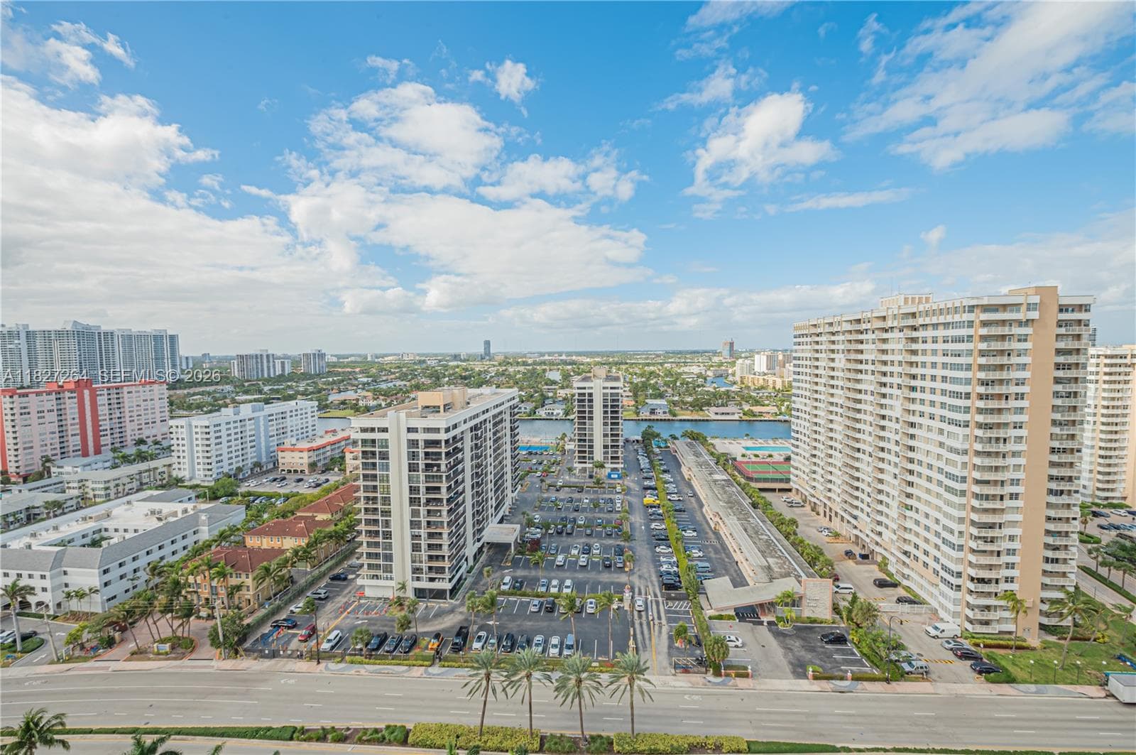 2030 Ocean Dr 5
