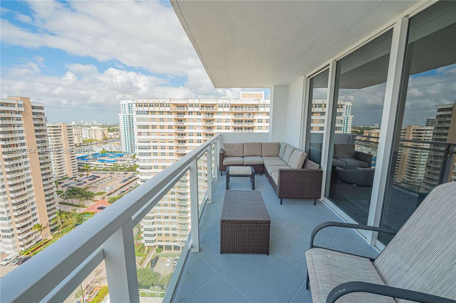 2030 Ocean Dr 2126 photo 10