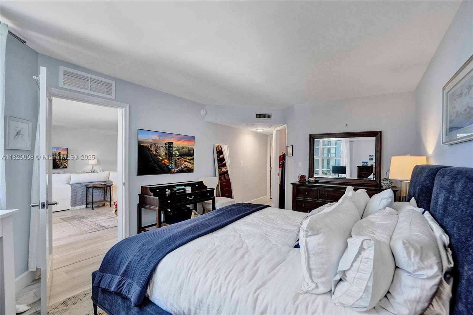 1340 Ocean Blvd 403 photo 17