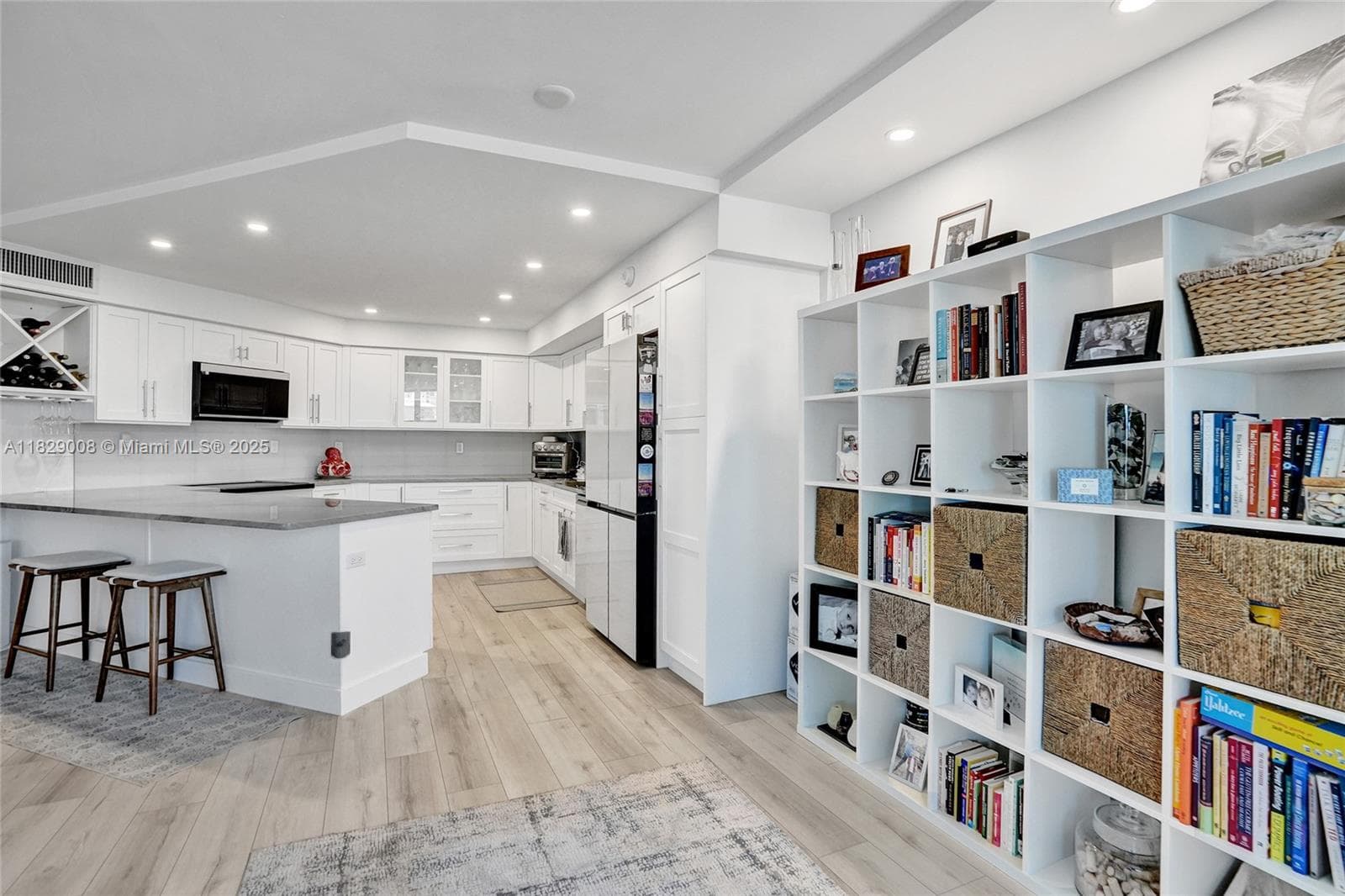 1340 Ocean Blvd 403 photo 12