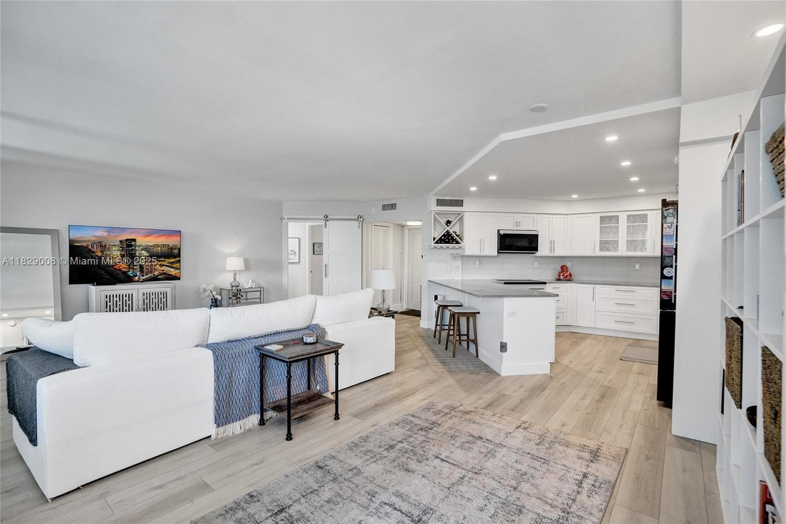 1340 Ocean Blvd 403 photo 14