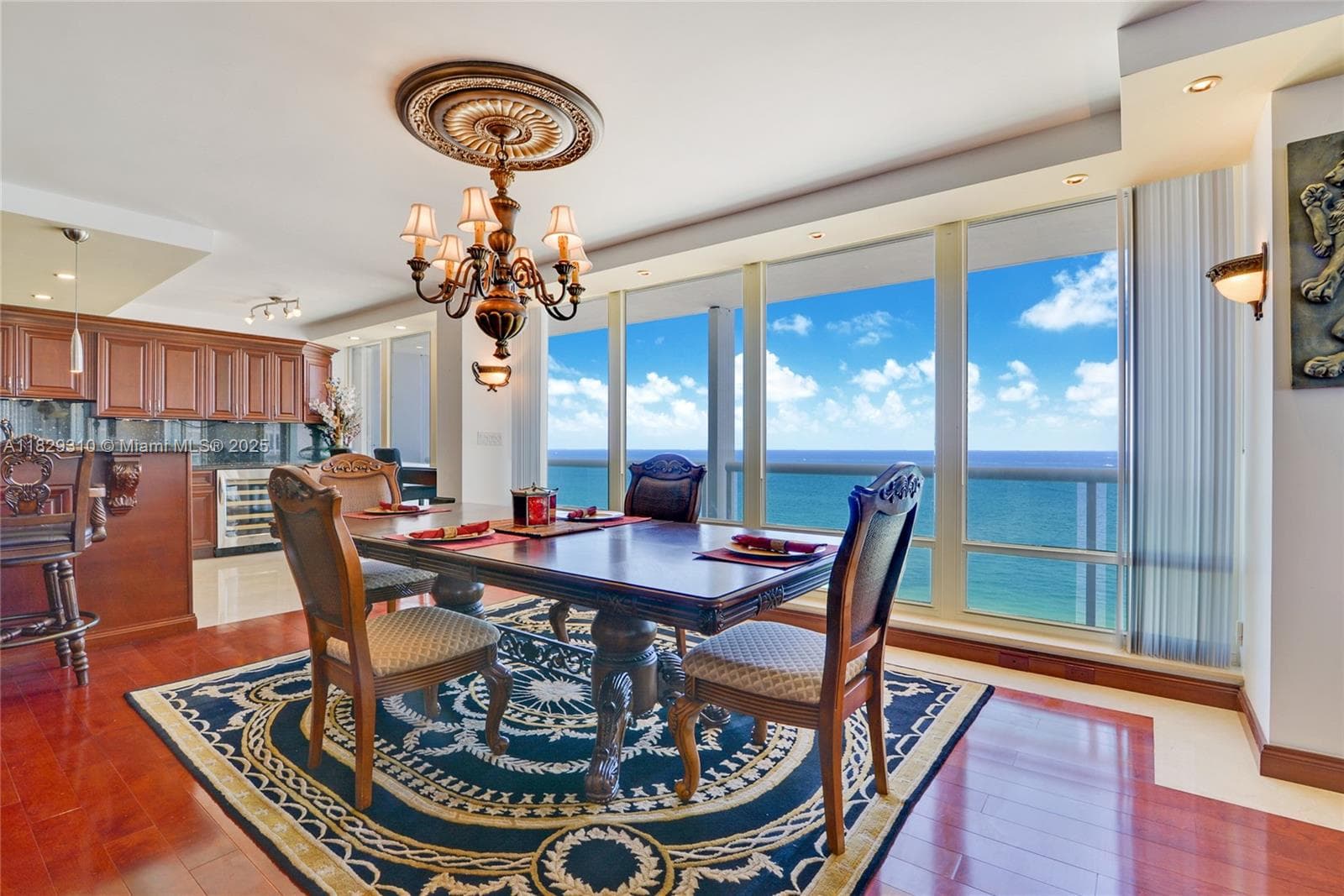 2100 Ocean Ln 1911 photo 6