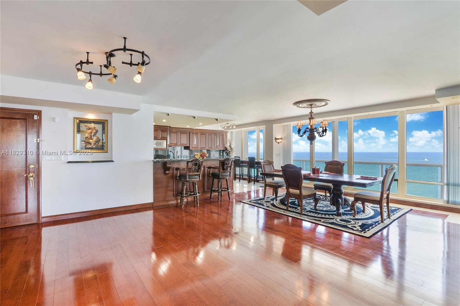 2100 Ocean Ln 3