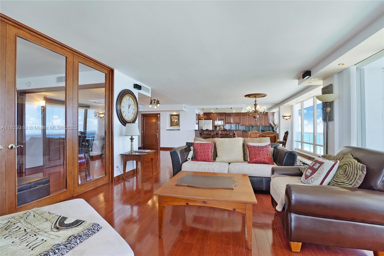 2100 Ocean Ln 1911 photo 8